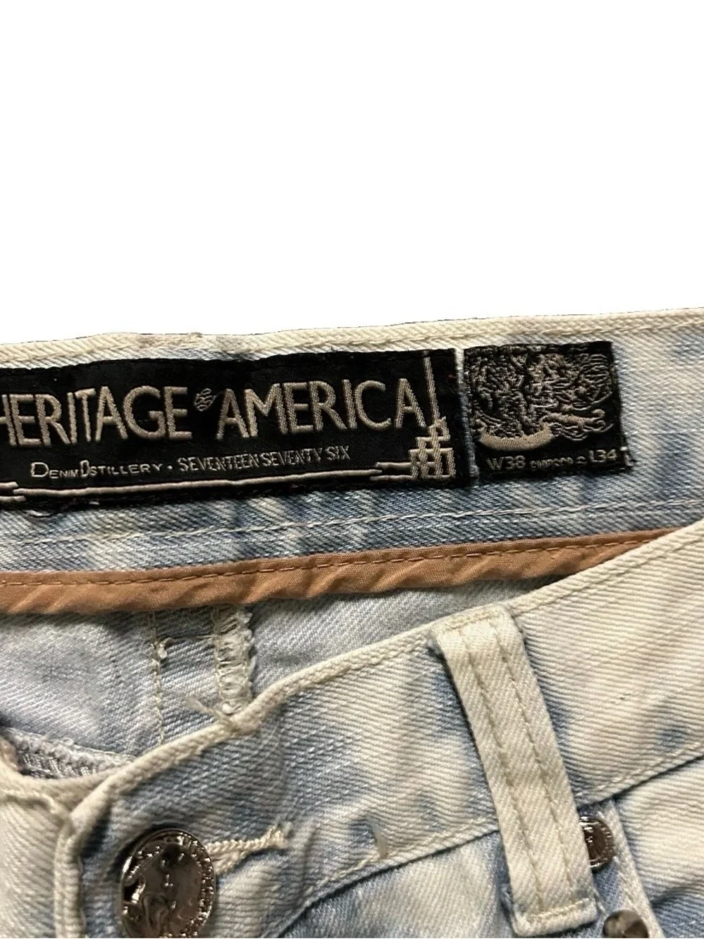 Men’s Heritage America Light Wash Jeans Size 38x34